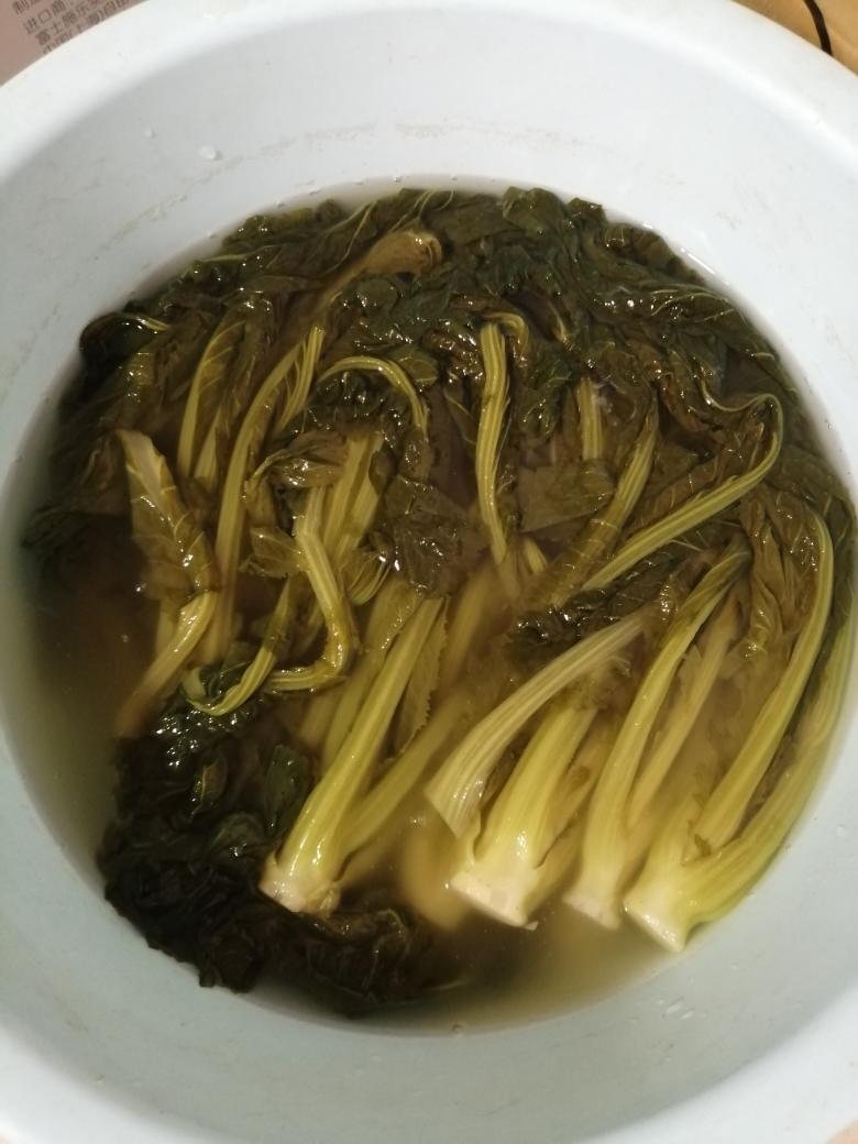 碌菜，盐水烫菜的腌制