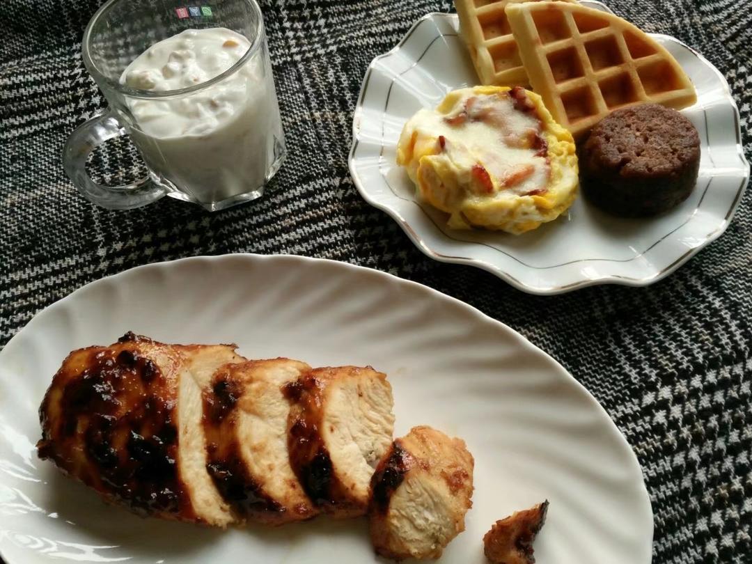 酷炫屌炸天好吃的煎鸡胸肉（香蒜蜂蜜煎鸡胸肉）