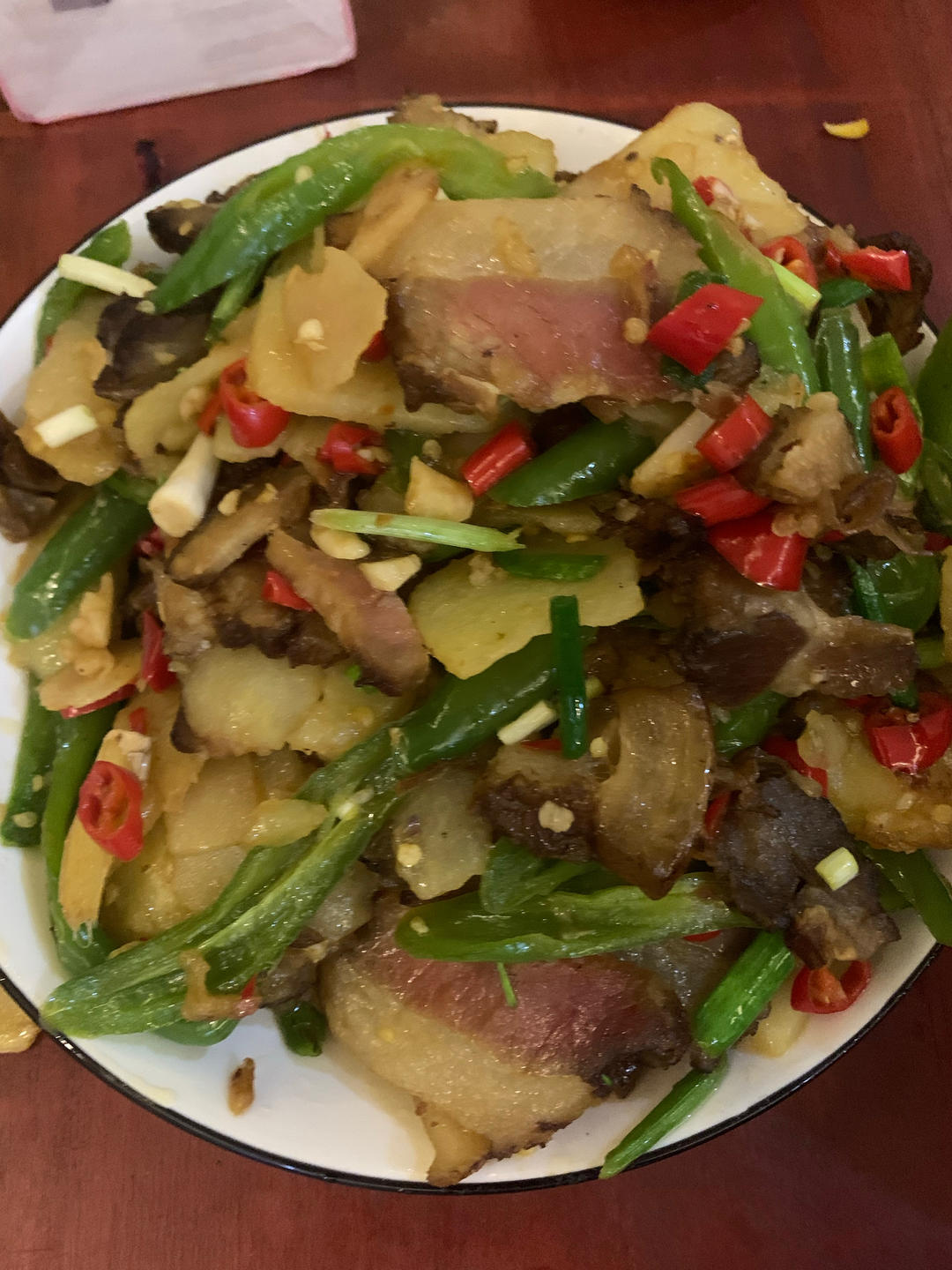 下饭的土豆片炒腊肉