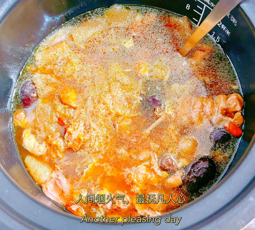 美容补气的竹荪花胶鸡汤