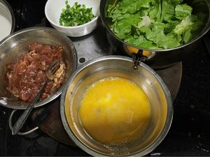 潮汕风味·瘦肉鸡蛋肠粉的做法 步骤2