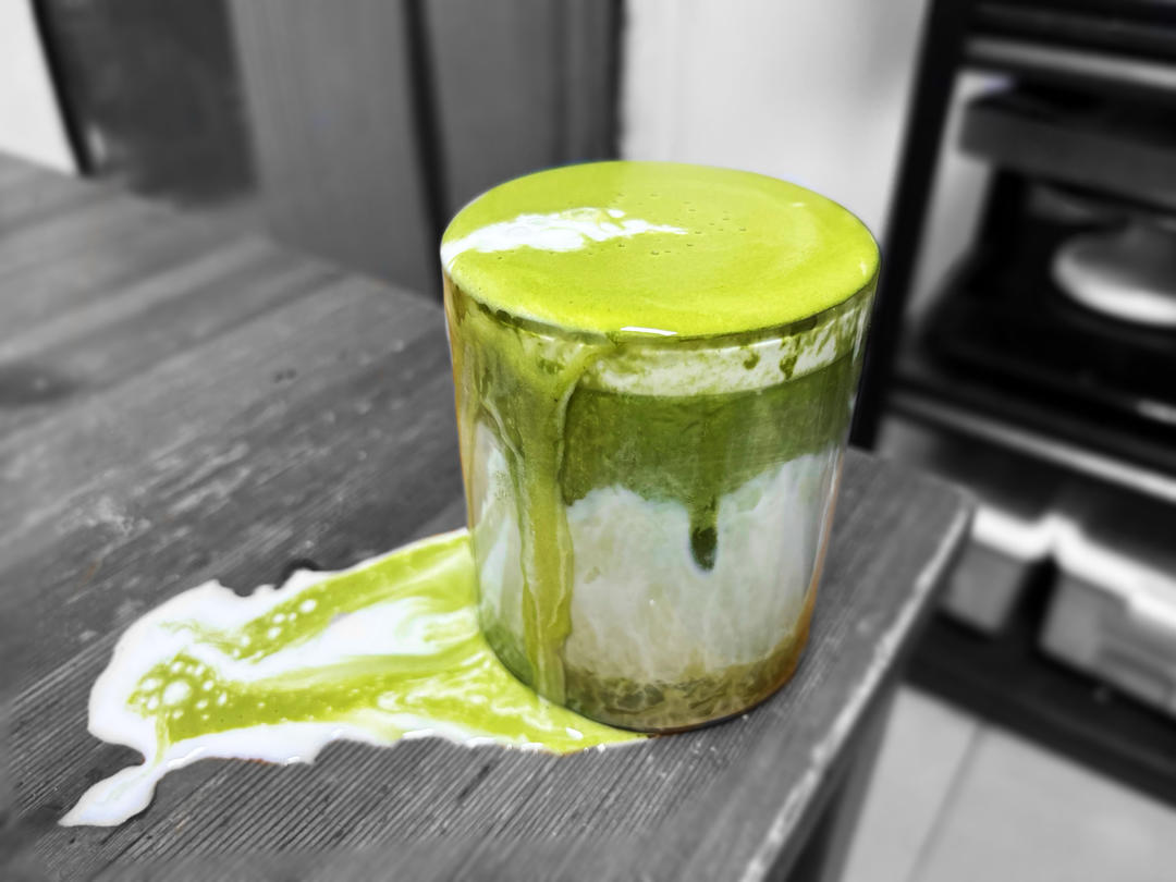 冰酿抹茶拿铁ICED MATCHA LATTE