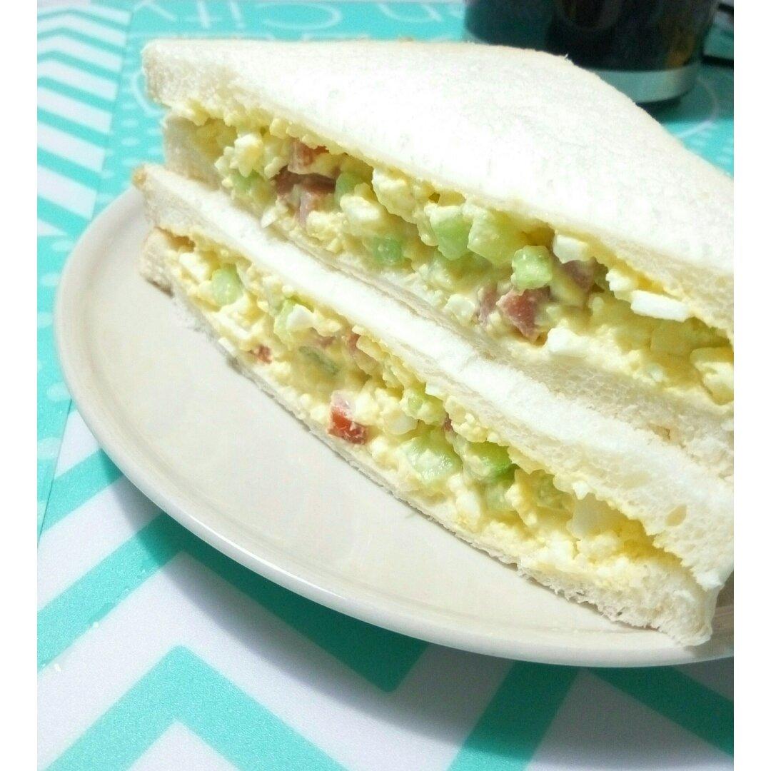 快手美味鸡蛋三明治