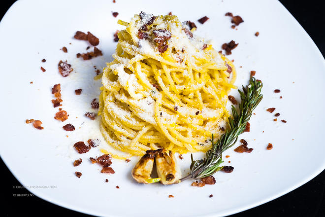 迷迭香蒜培根蛋面 Rosemary and Garlic Carbonara Spaghetti的做法