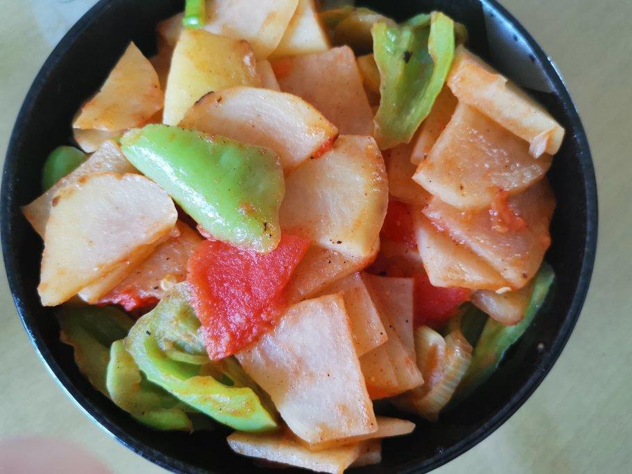 青椒番茄土豆片