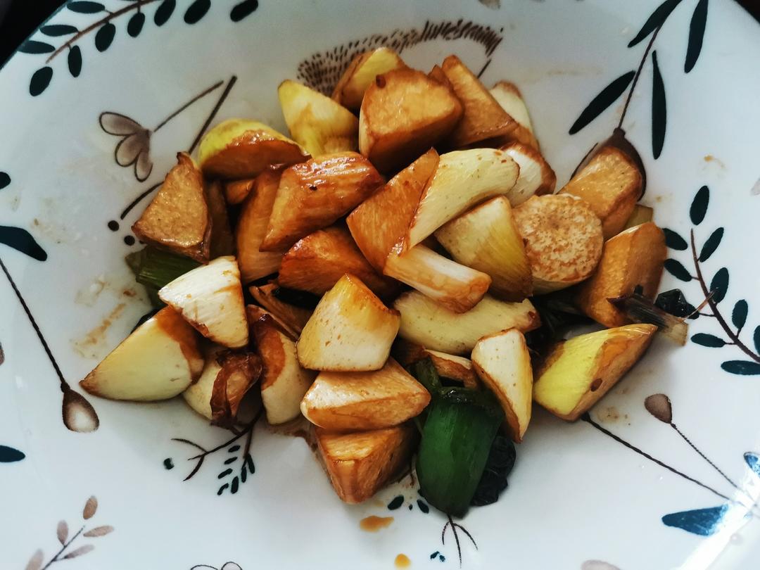 油焖茭白