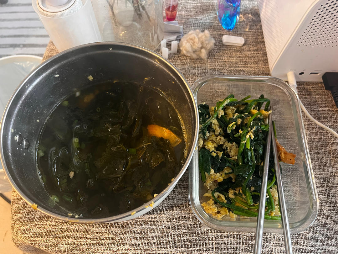 可缓解用眼疲劳的鸡蛋炒菠菜来啦