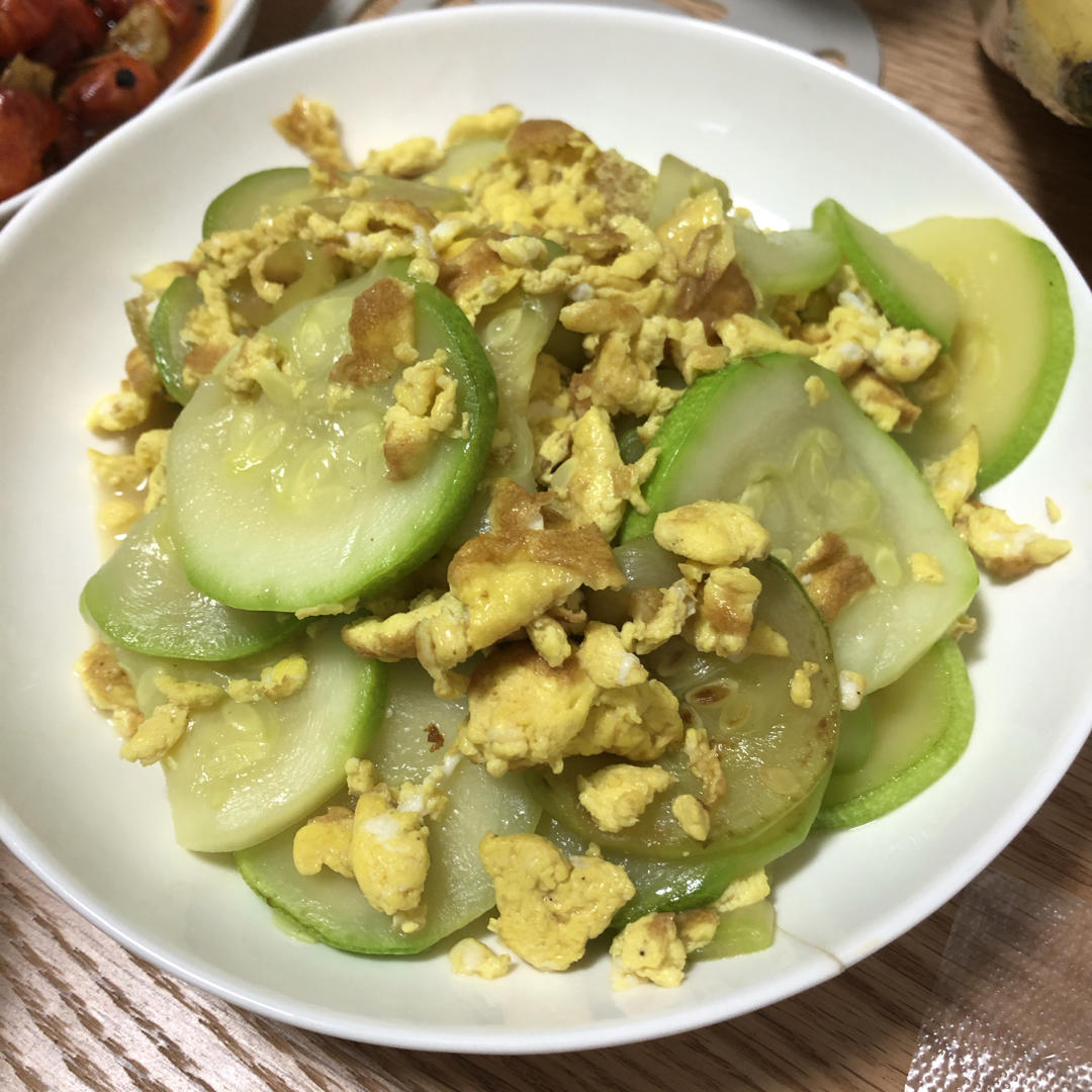 西葫芦炒鸡蛋(从不修图，拒绝夸张)
