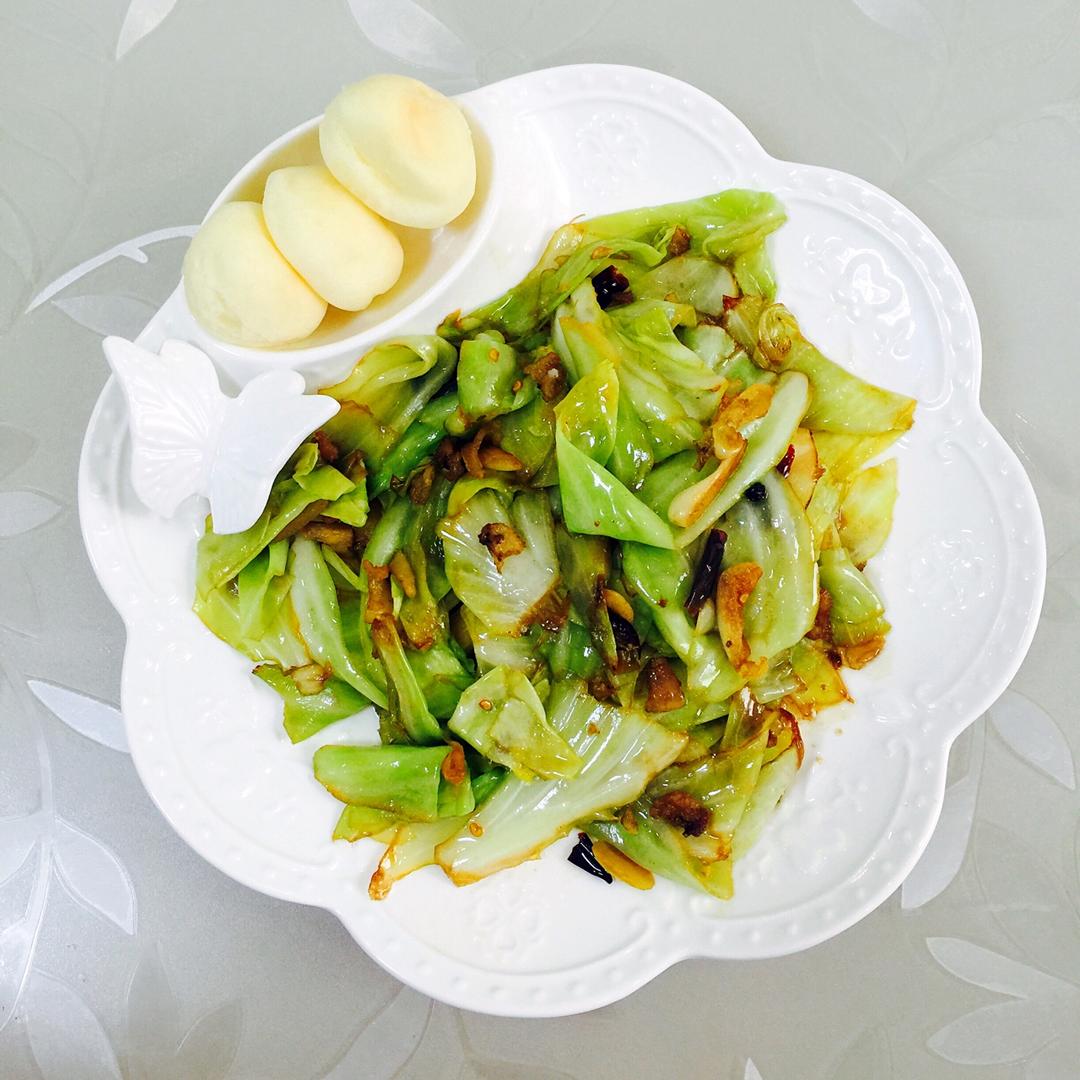 阿婆手撕包菜
