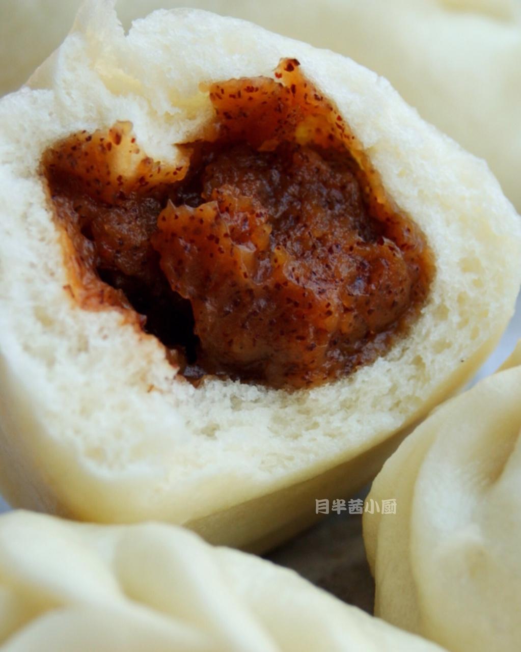 月半茜小厨做的清香枣泥包(附带小视频)