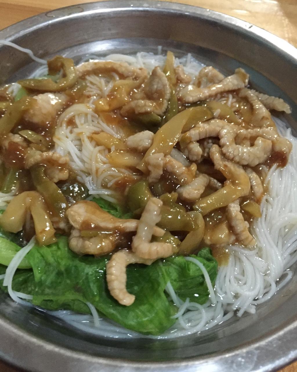 榨菜肉丝汤米粉