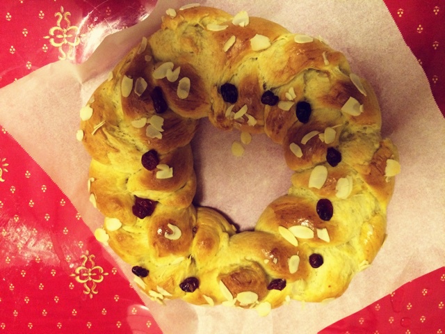 炼奶圣诞花环面包