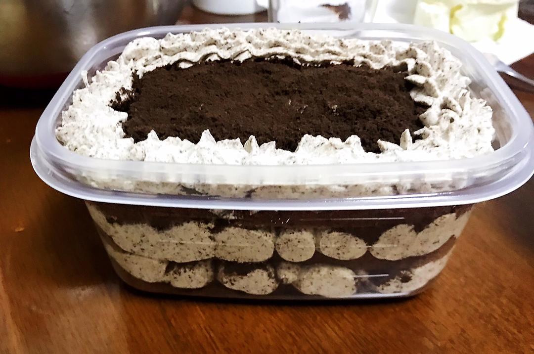 好吃到流泪的奥利奥咸奶油盒子蛋糕