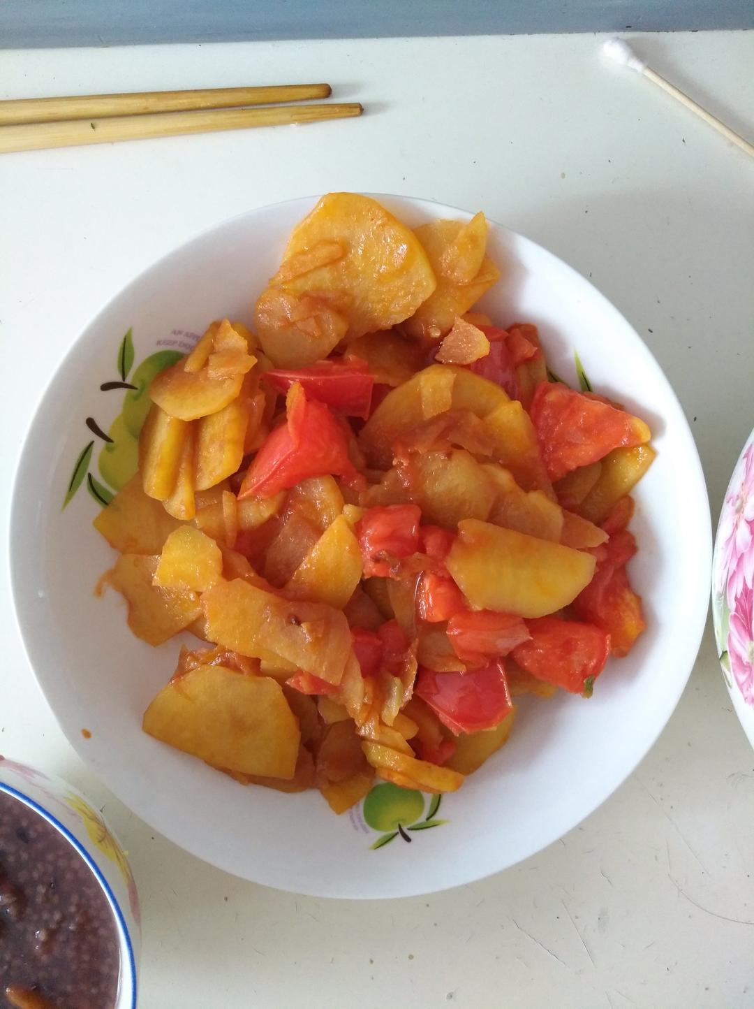 鸢染微凉做的西红柿炒土豆