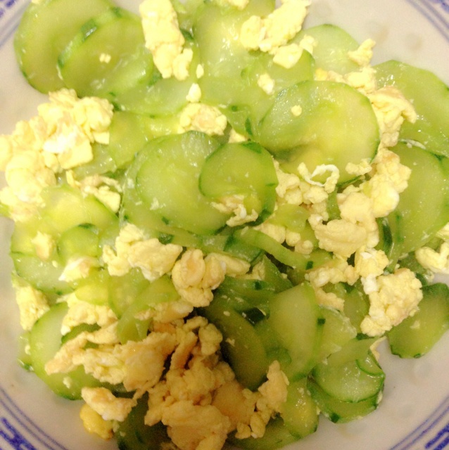 黄瓜炒鸡蛋