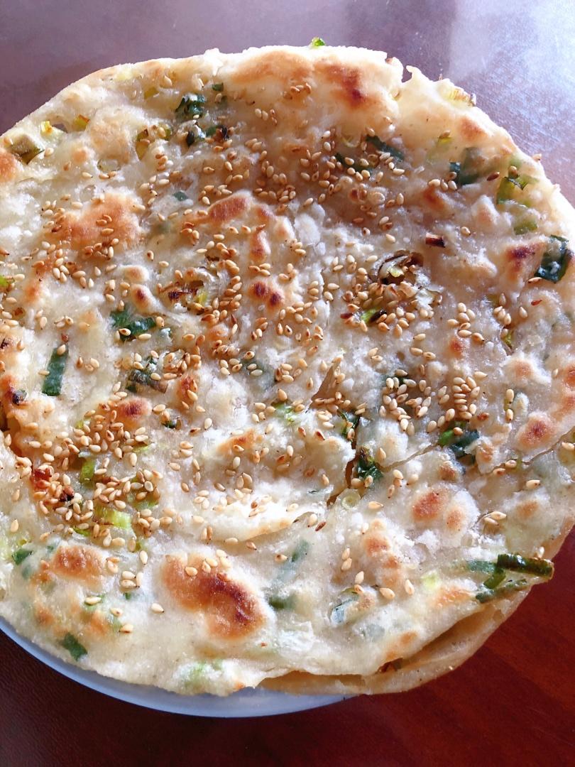 葱油饼（面粉吸水量不一样、水慢慢加）