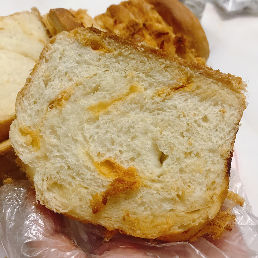 肉松吐司【超多料香爆马苏里拉】