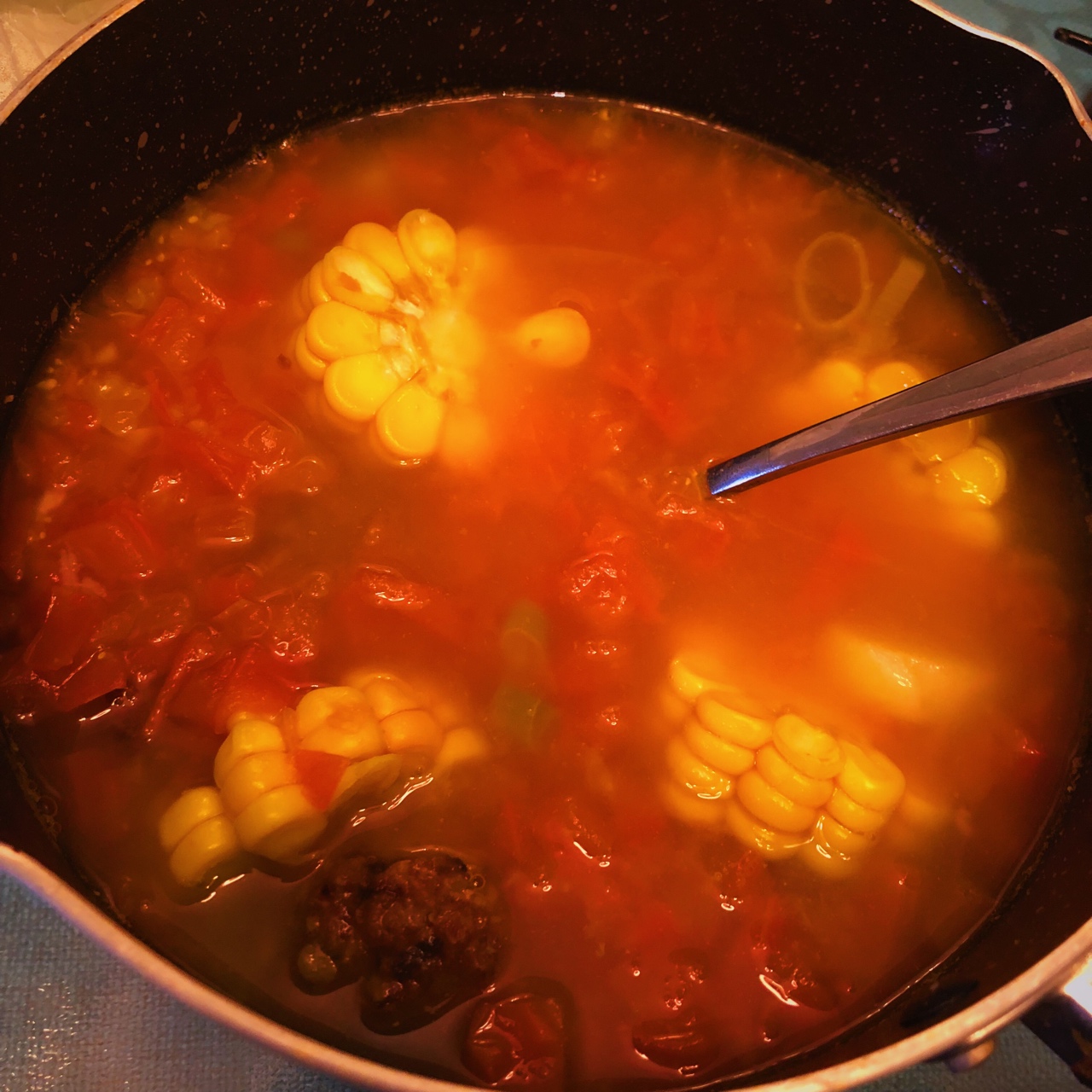 蕃茄丸子汤。