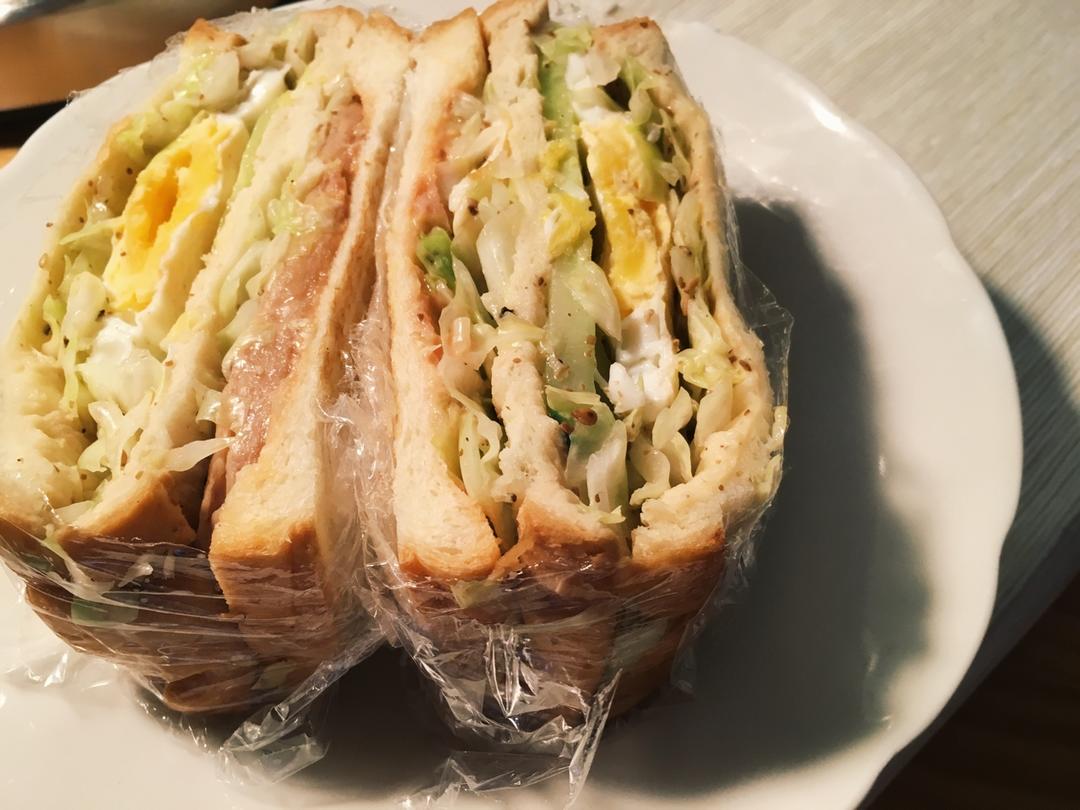 如何做超厚的沼三明治~详细tip！牛油果鸡蛋午餐肉三明治~