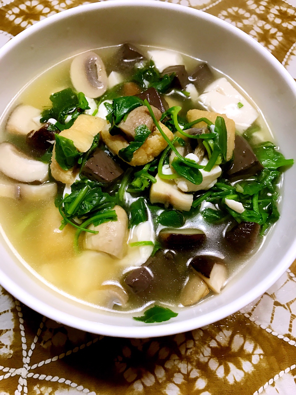 羊血豆腐荠菜汤的做法