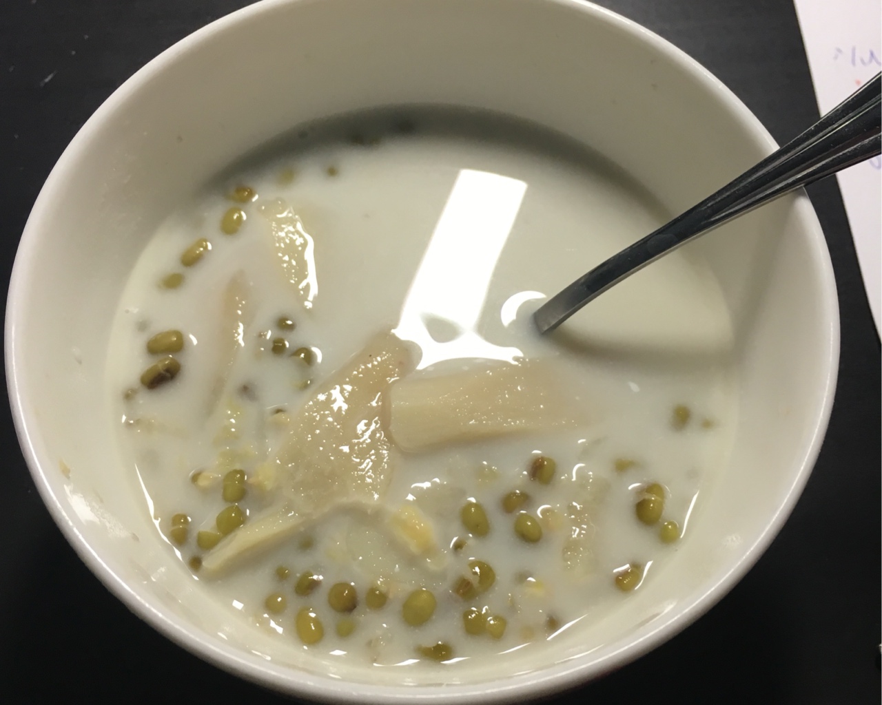 椰浆绿豆山药汤的做法