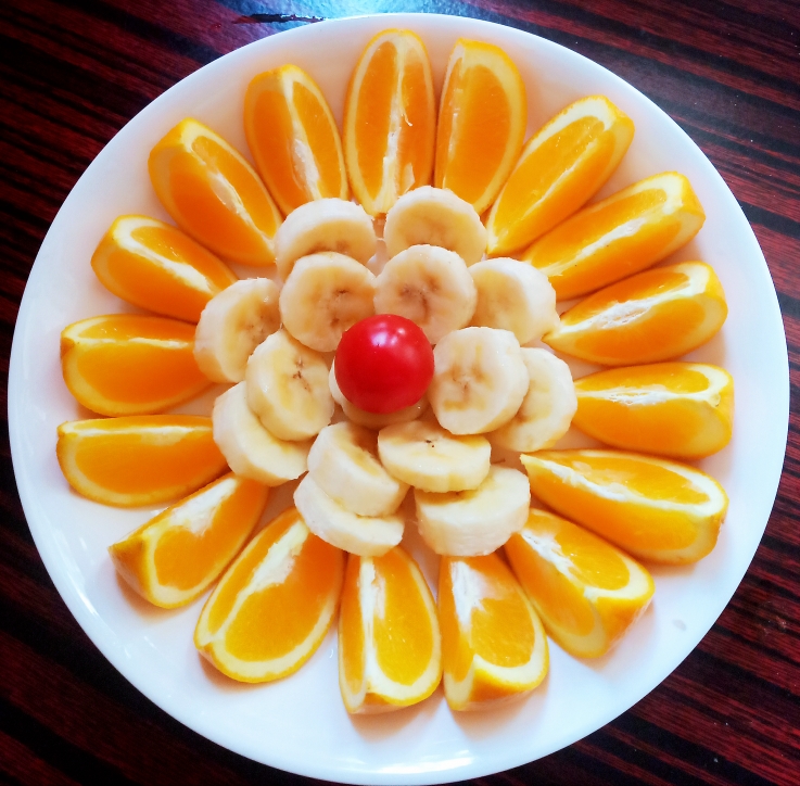 简单又漂亮的水果拼盘的做法