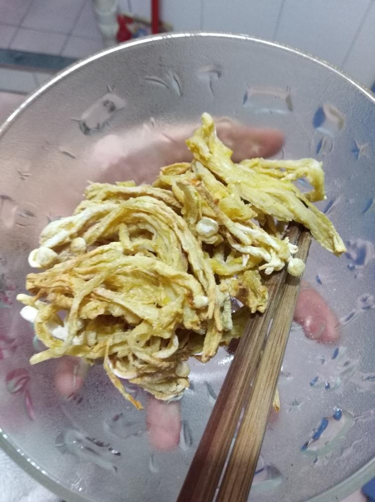 空气炸锅版炸金针菇的做法