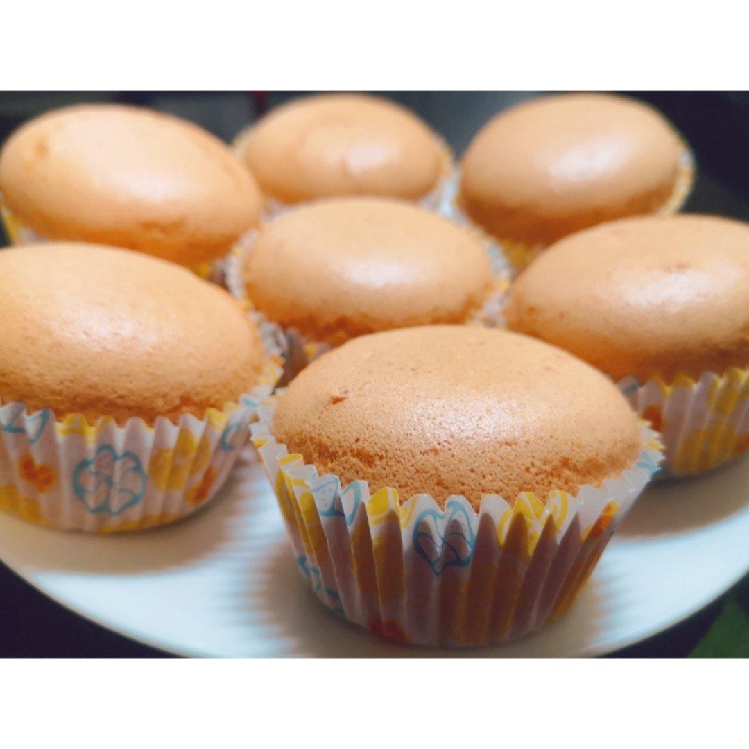 不塌不皱的光滑圆润版纸杯戚风（内含减糖版宝宝可吃）