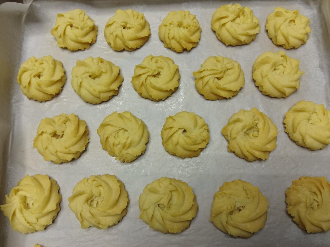 曲奇饼干，完美配方超好挤，酥到不敢碰，一个月还能酥掉渣