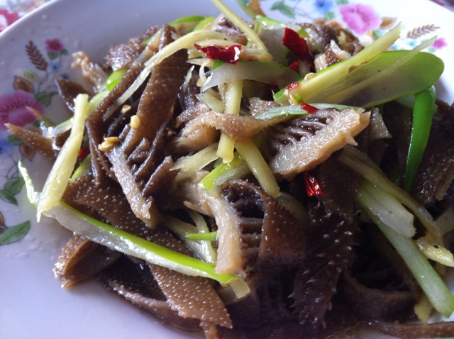 小诗爱厨房做的姜葱牛百叶