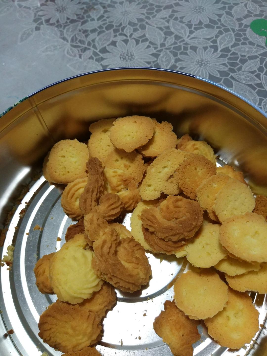 黄油曲奇-超级简单的制作方式