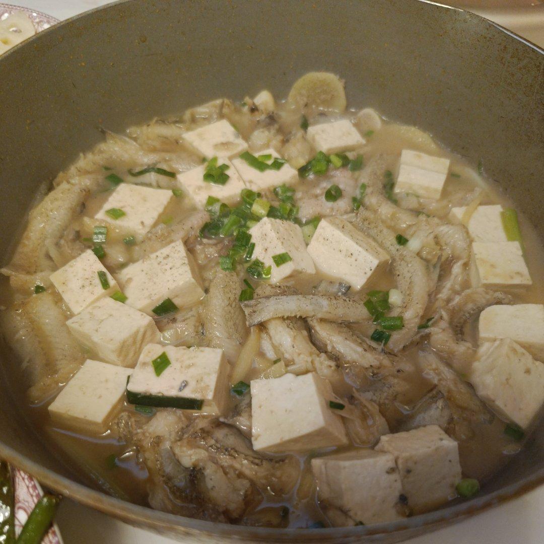 红烧豆腐鱼（水潺，龙头鱼）｜葱姜蒜烧豆腐鱼
