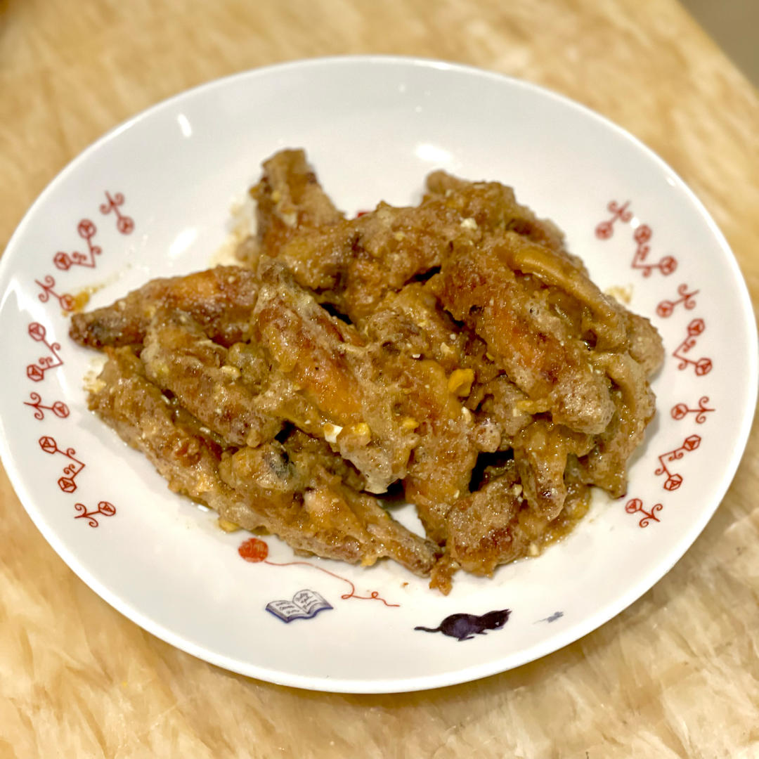 大人小孩都爱的咸蛋黄焗鸡翅