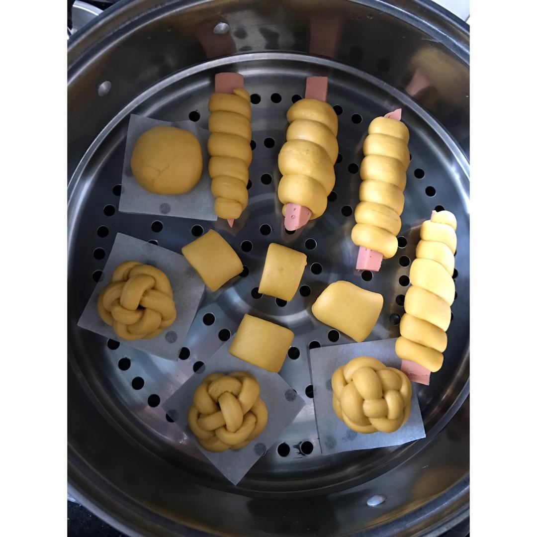 南瓜香肠卷