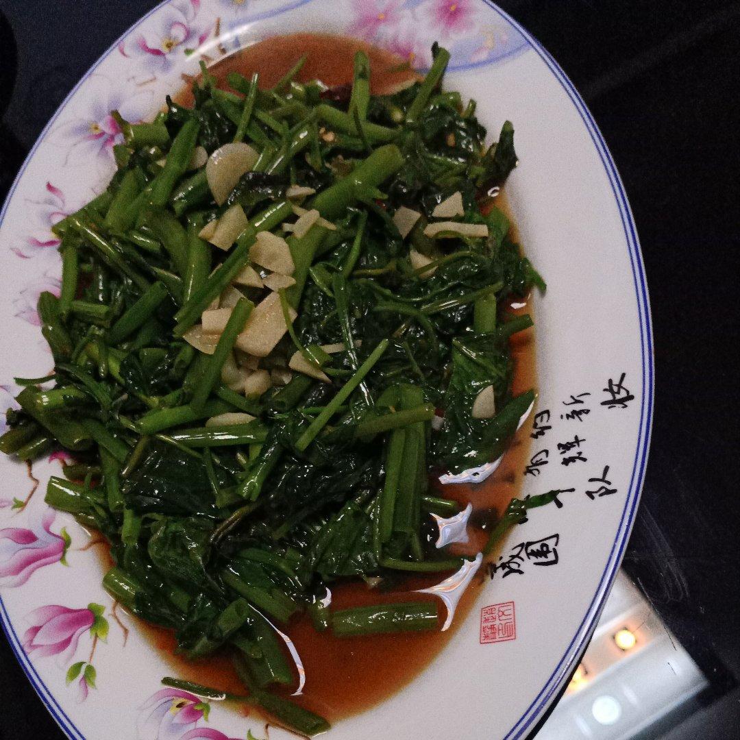 炝炒空心菜（不黑的秘密）