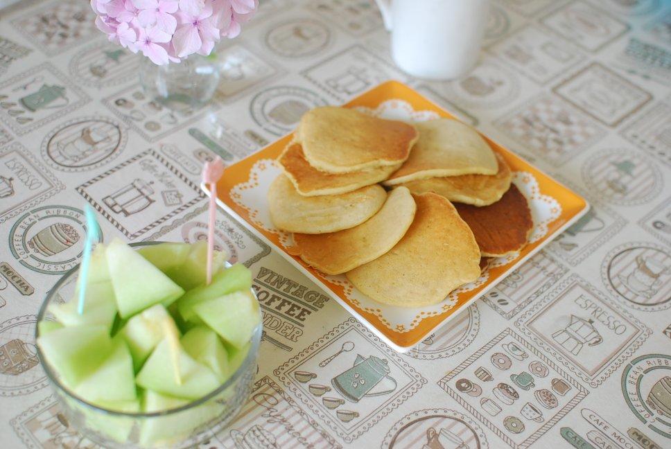 【减脂早餐】无油香蕉松饼（超简单）