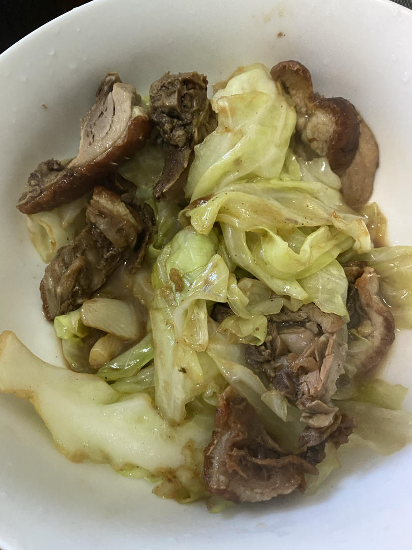 家常炒包菜