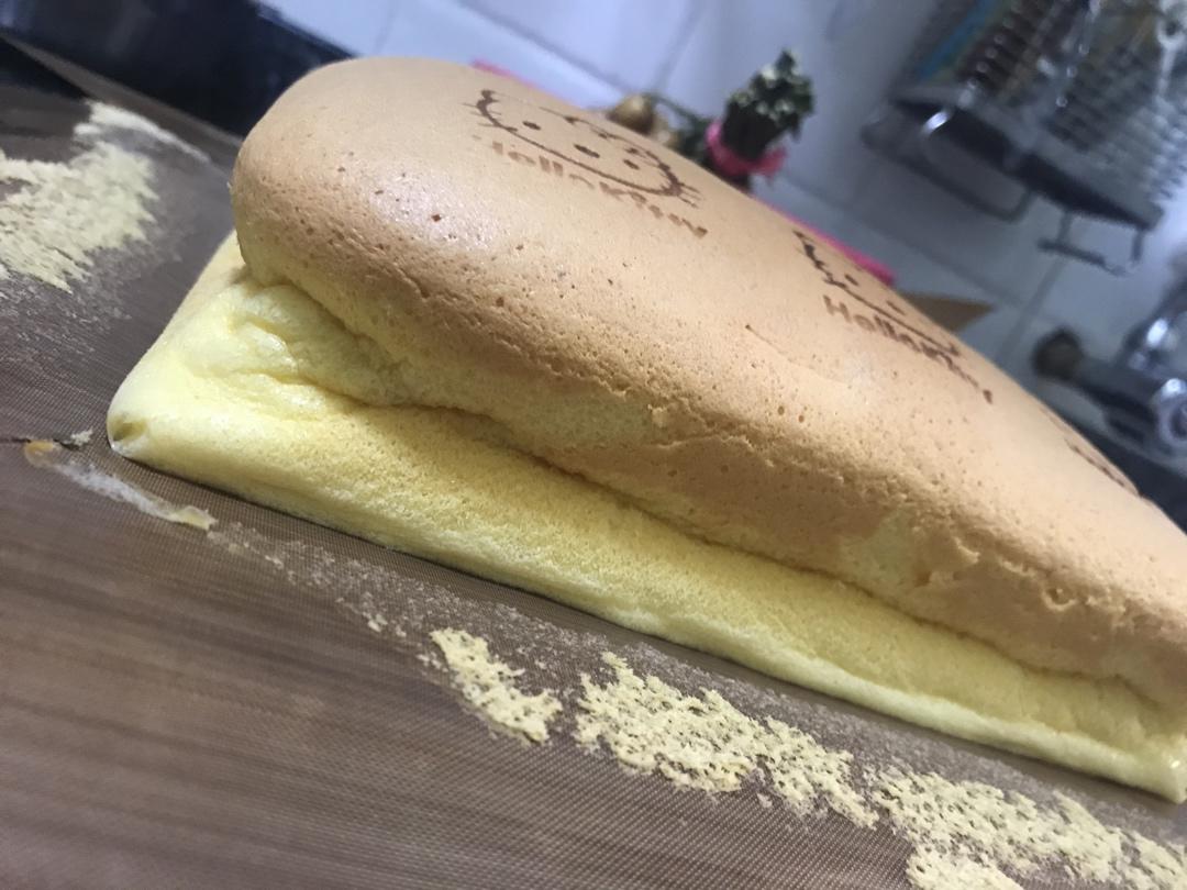 堪比柯基屁股
爆浆芝士🧀古早蛋糕