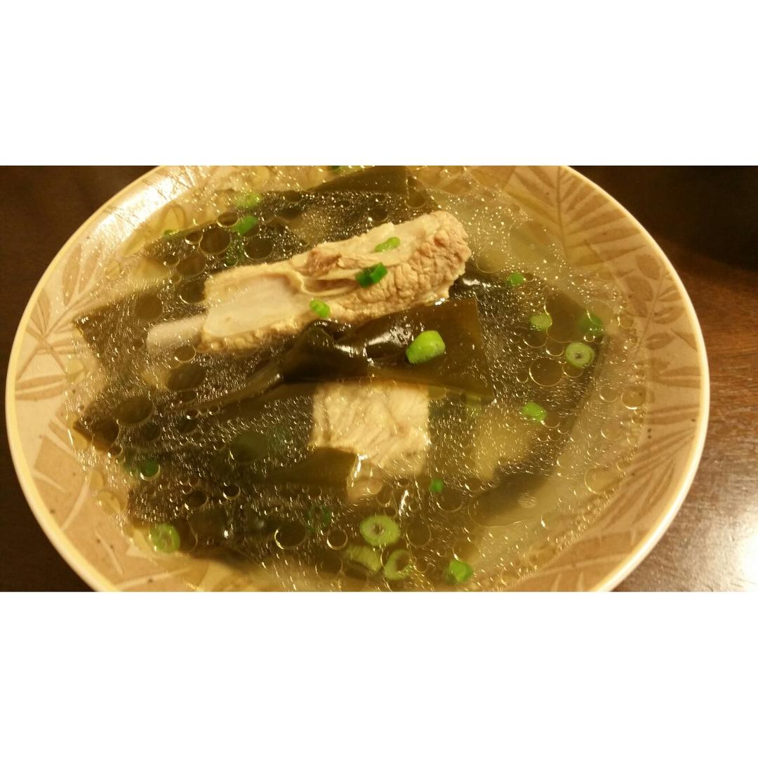 海带排骨汤