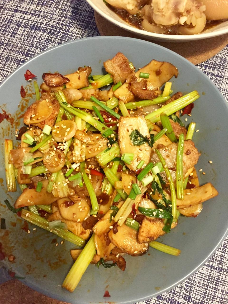 干锅杏鲍菇