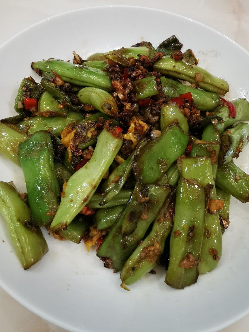 非常简单美味的家常菜～干煸四季豆
