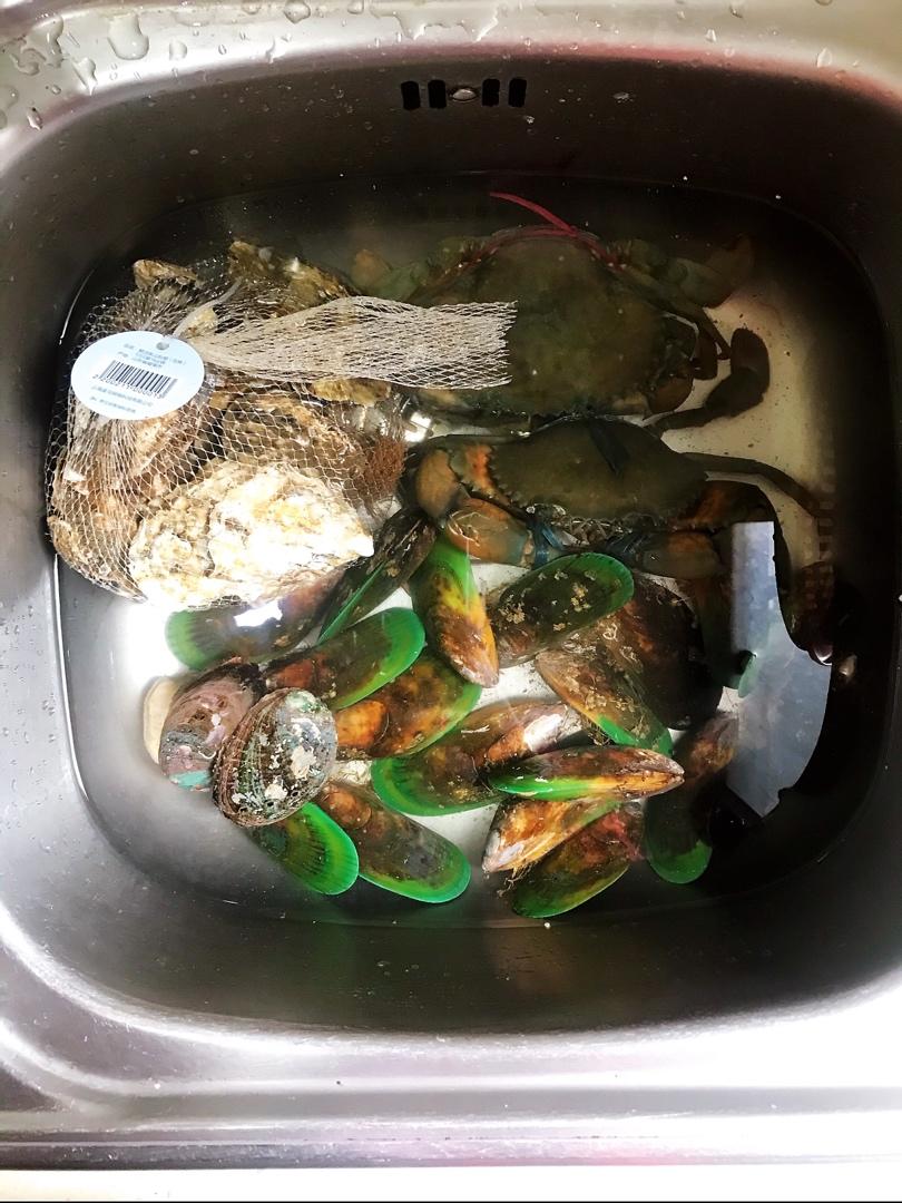 把酒祝东风