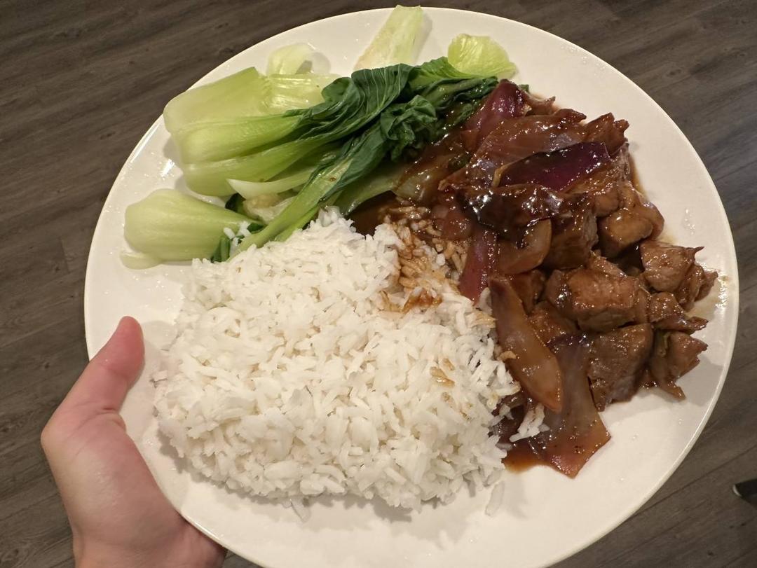 黑椒洋葱炒猪肉