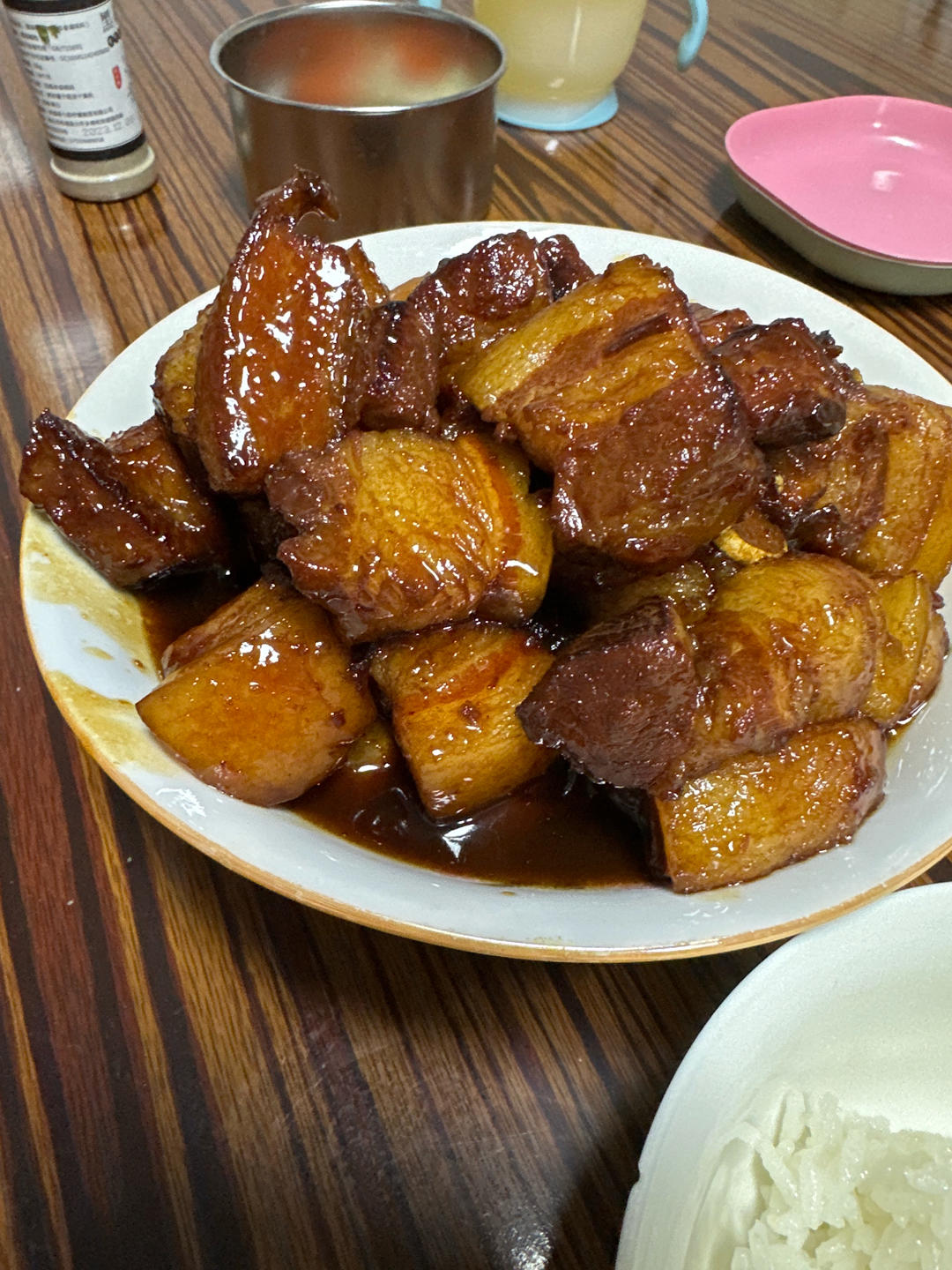 私房红烧肉 垂涎三尺软糯无比