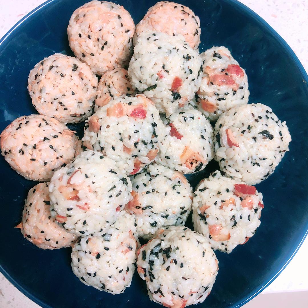 培根饭团的做法