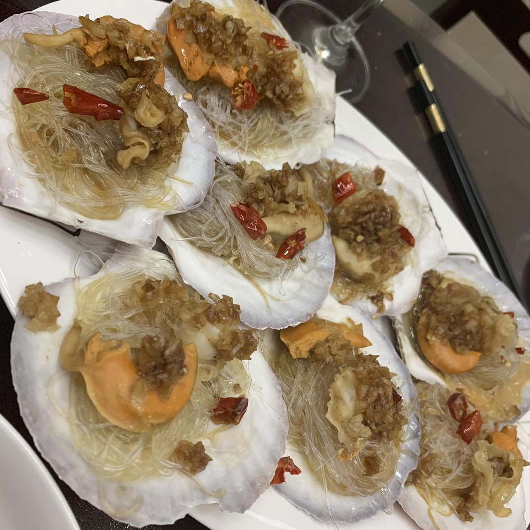 蒜蓉粉丝蒸扇贝