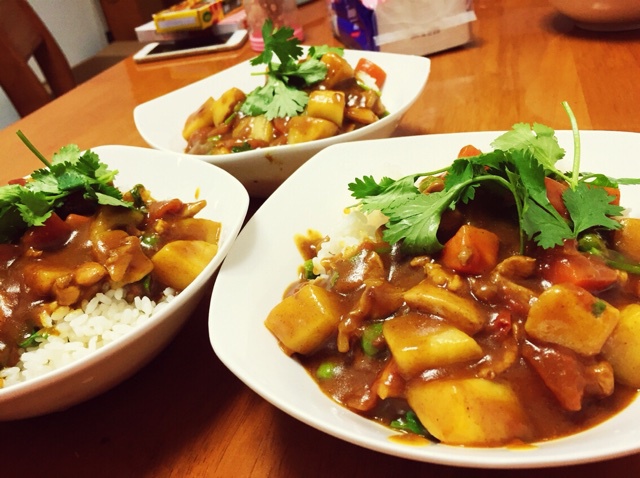 咖喱鸡肉饭