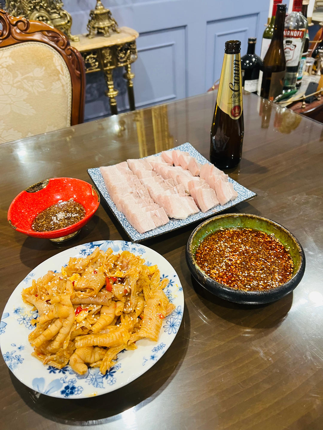 有时候，真的忍不住，搞一盘蒜泥白肉
