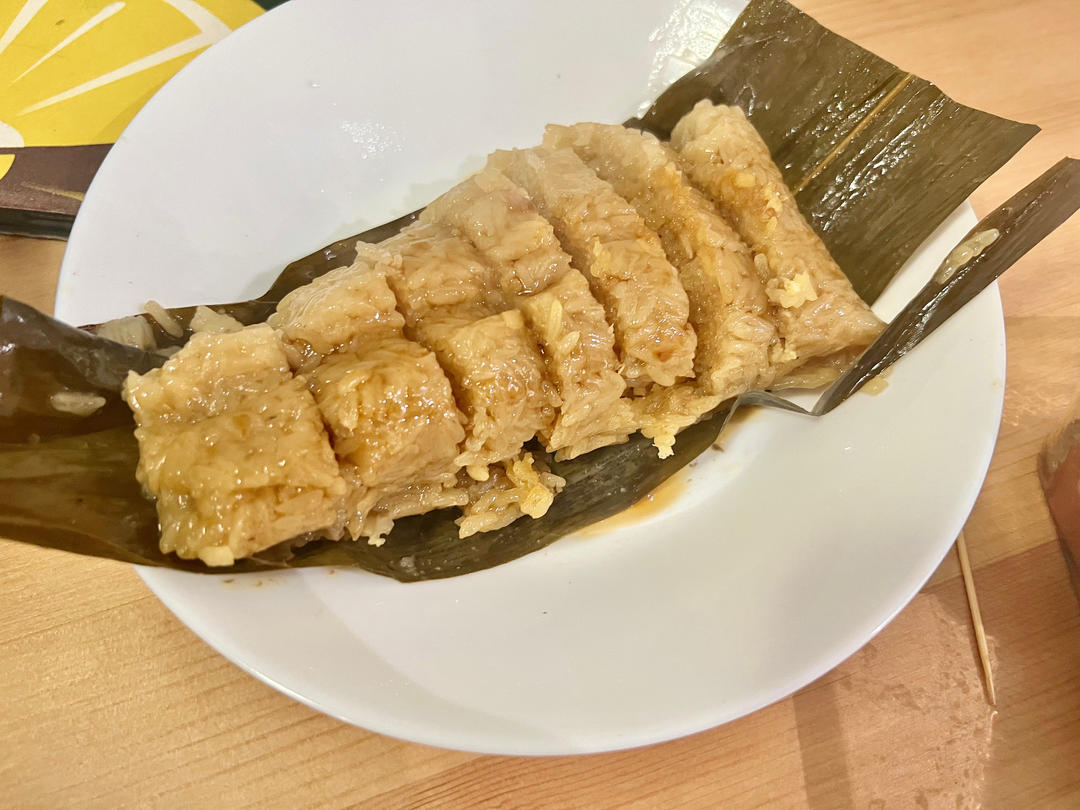 广式绿豆咸蛋肉粽
