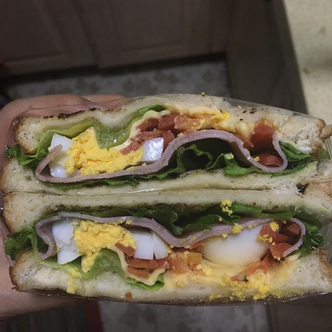 如何做超厚的沼三明治~详细tip！牛油果鸡蛋午餐肉三明治~
